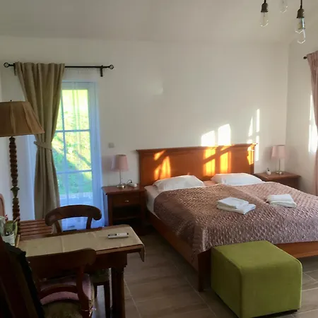 Jokai Vendeghaz Guest house